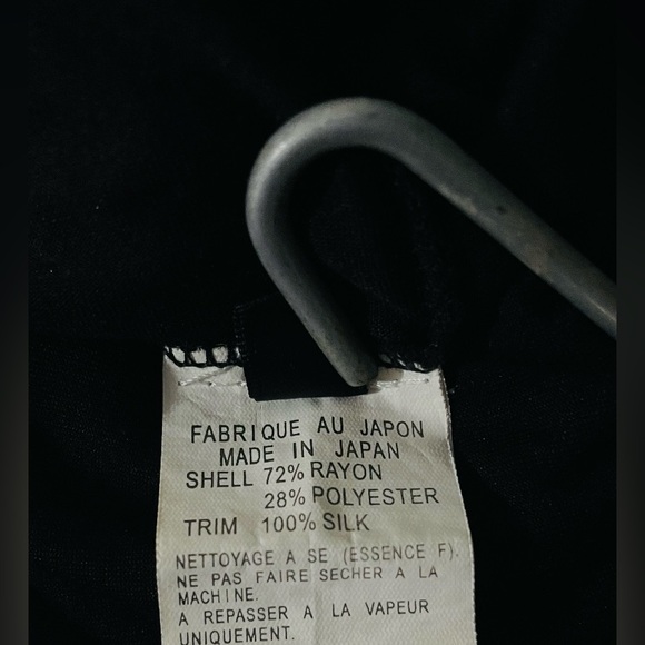 Y’s black open drapey cardigan. By Yohji Yamamoto. Silk/rayon. Size small. - Picture 10 of 10